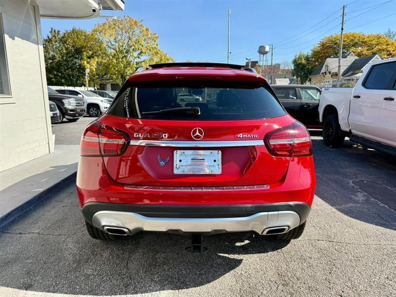 Mercedes-Benz GLA-Class GLA250 4MATIC 2019