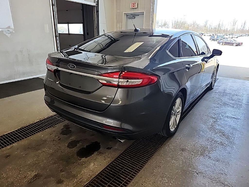 Image 3 of 2018 Ford Fusion SE