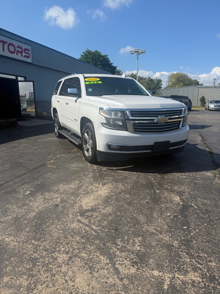 2016 Chevrolet Tahoe LTZ photo 2