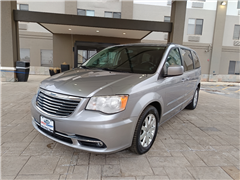 2016 Chrysler Town & Country 