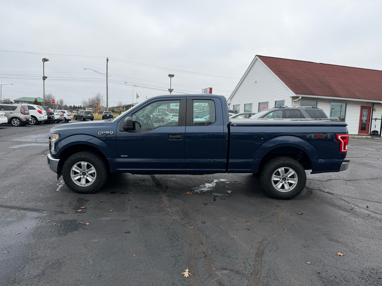 Ford F-150 XL 4WD SuperCab 6.5' Box 2017