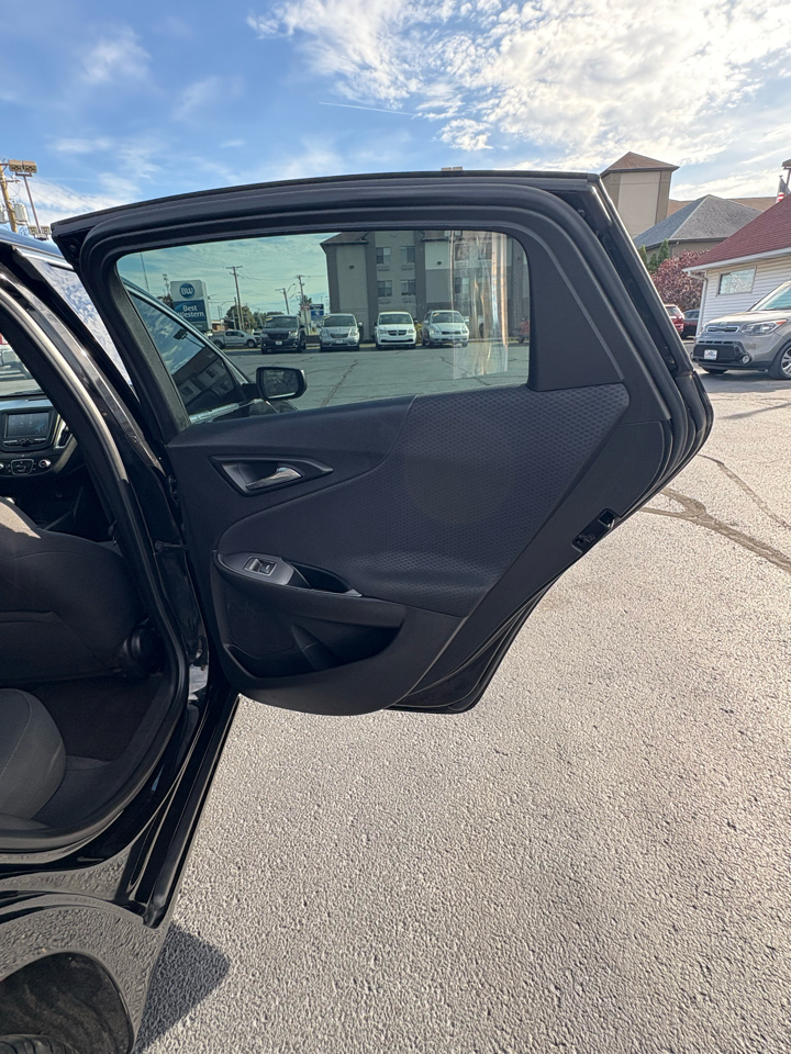 Chevrolet Malibu LS 2017 Chevrolet Malibu LS 2017