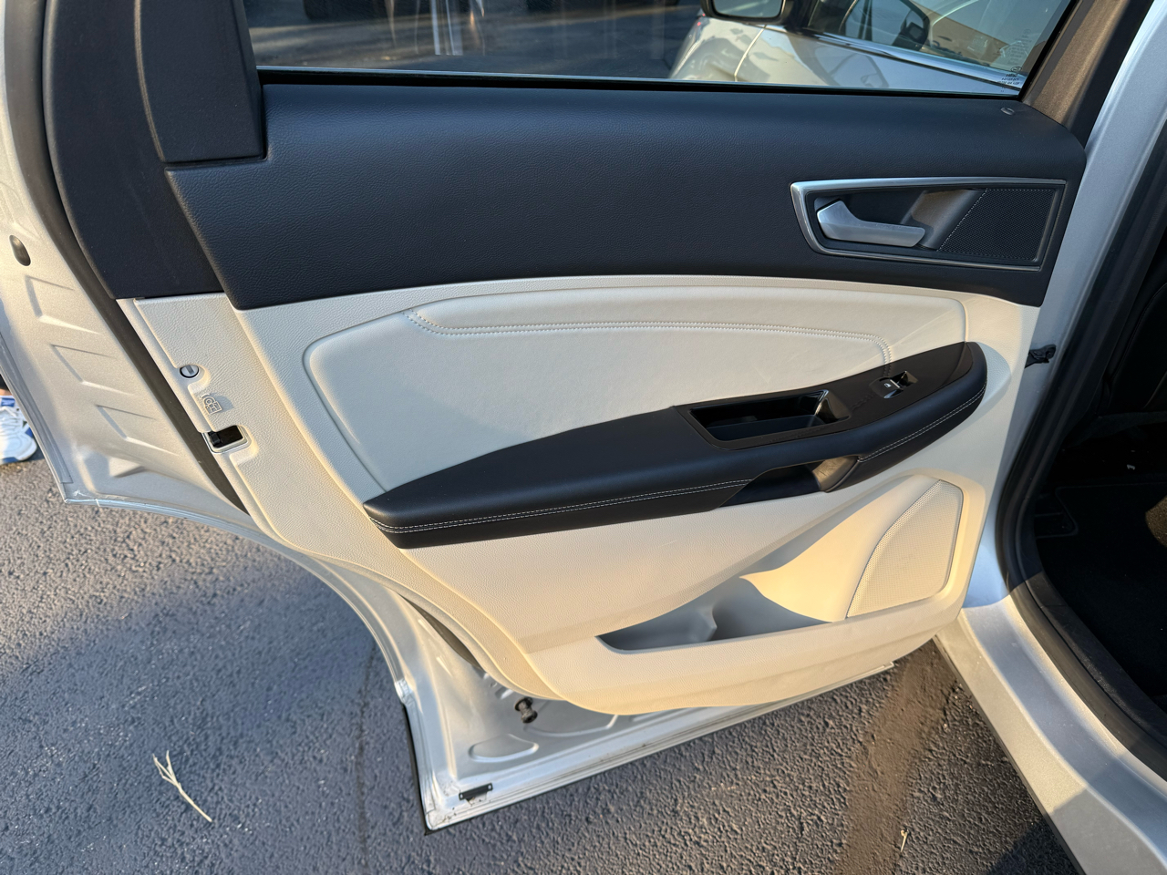 2018 Ford Edge Titanium photo 8