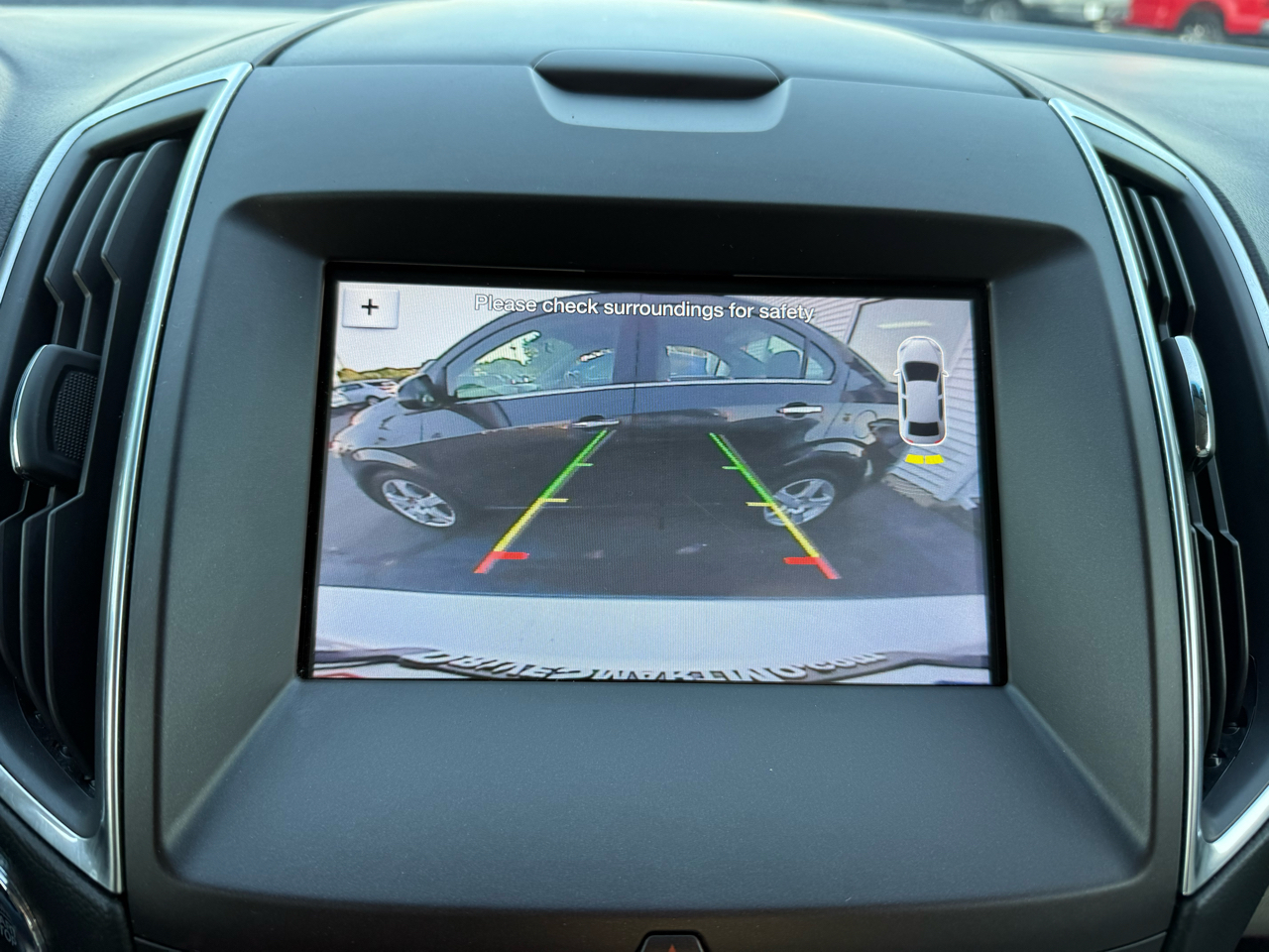 2018 Ford Edge Titanium photo 21