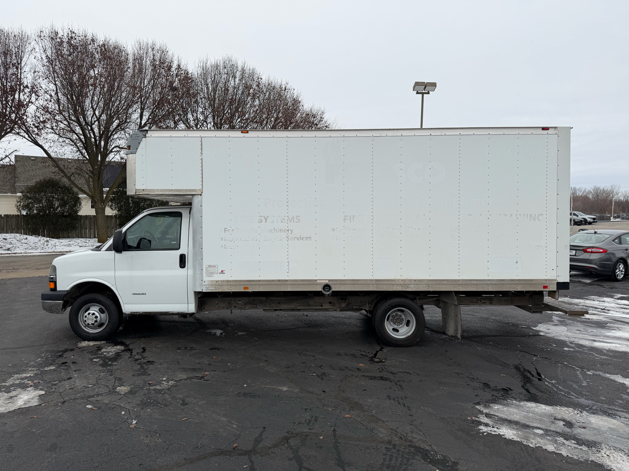 Chevrolet Express G4500 177" 2016