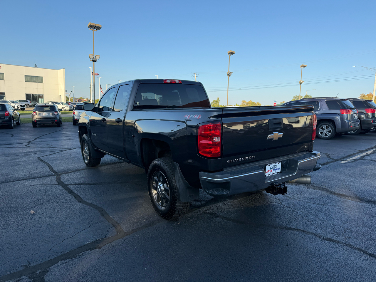 2015 Chevrolet Silverado 2500HD LT photo 3