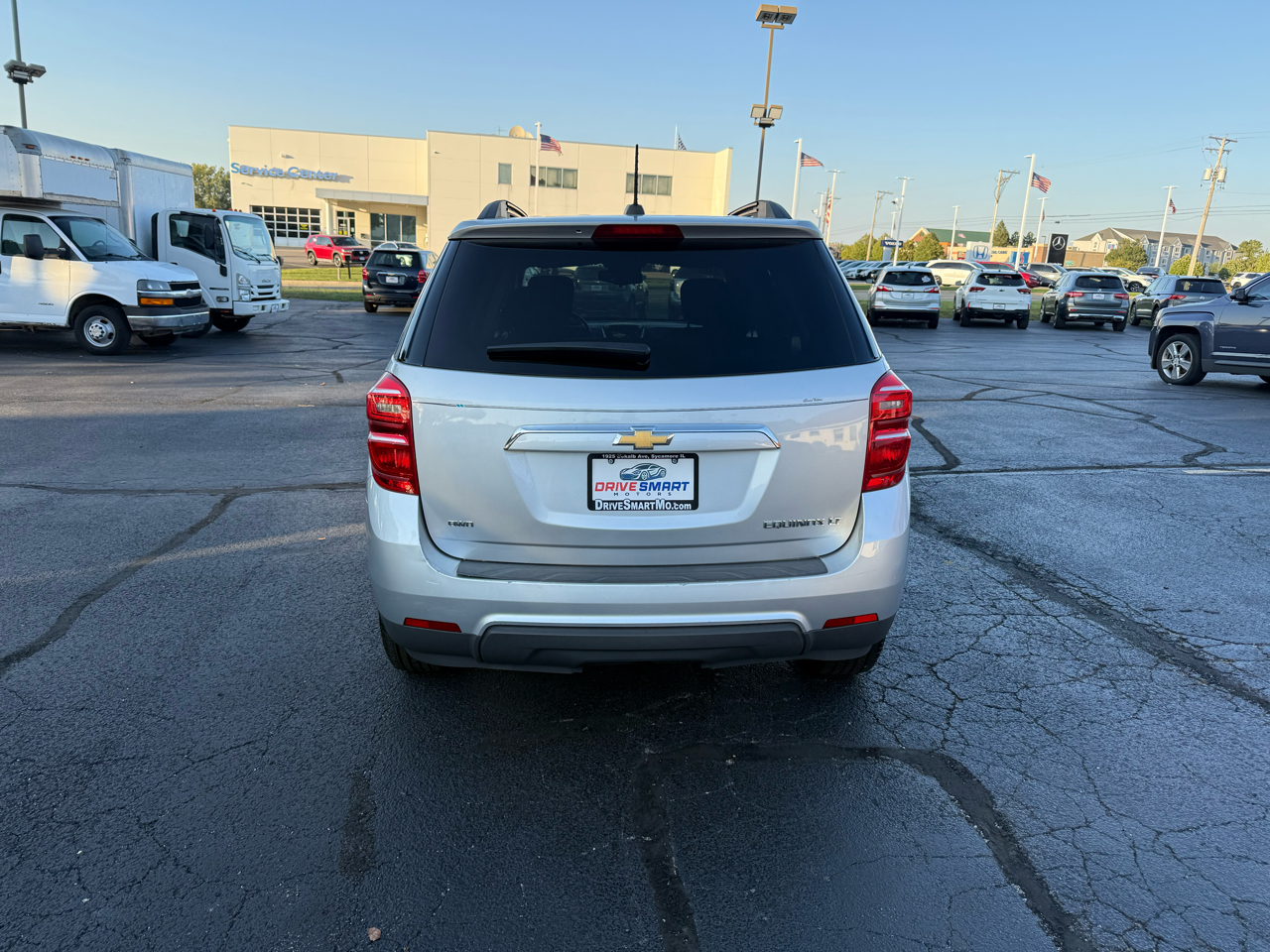 2016 Chevrolet Equinox LT photo 4
