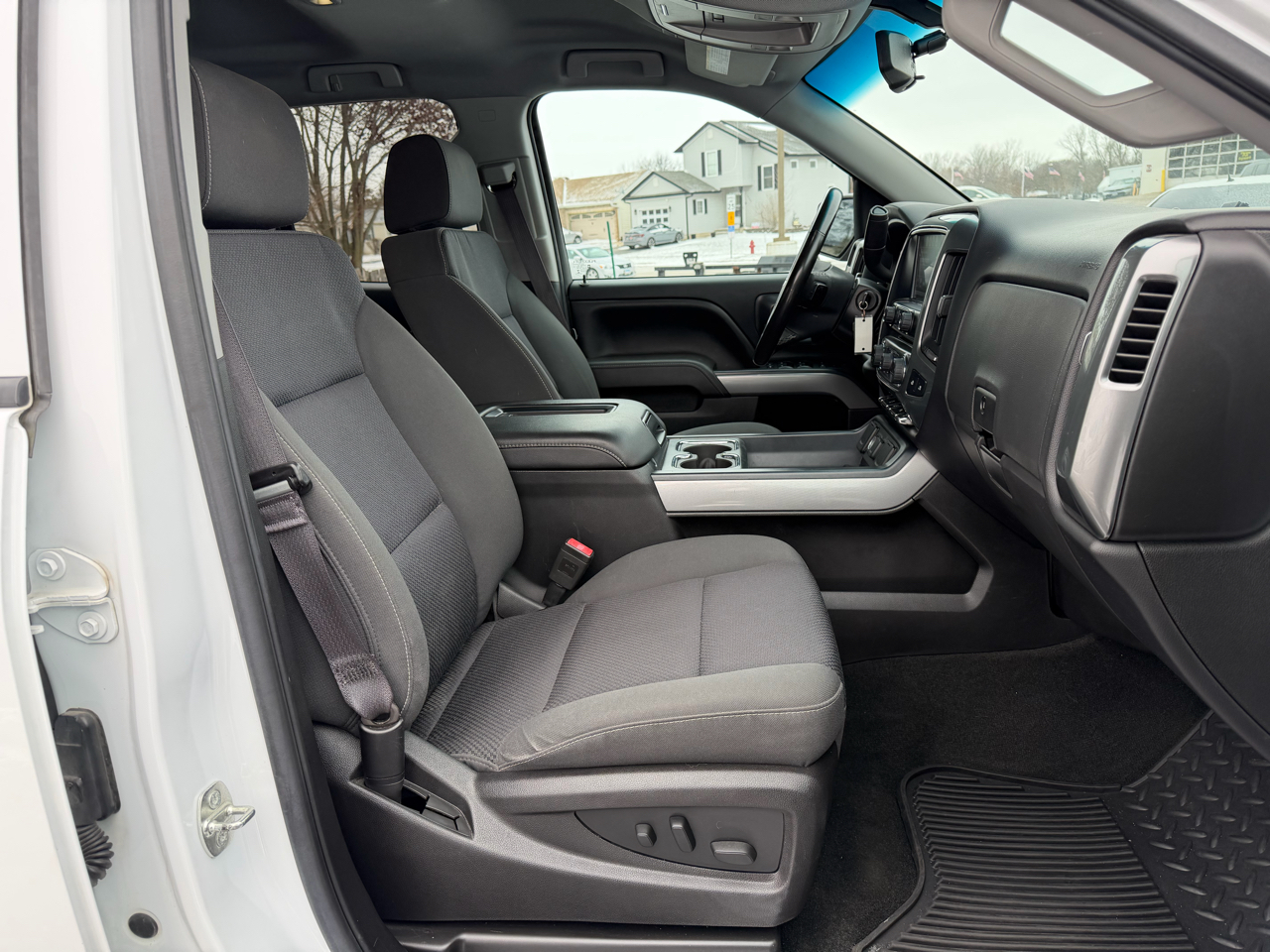 Chevrolet Silverado 1500 LT Double Cab 4WD 2017