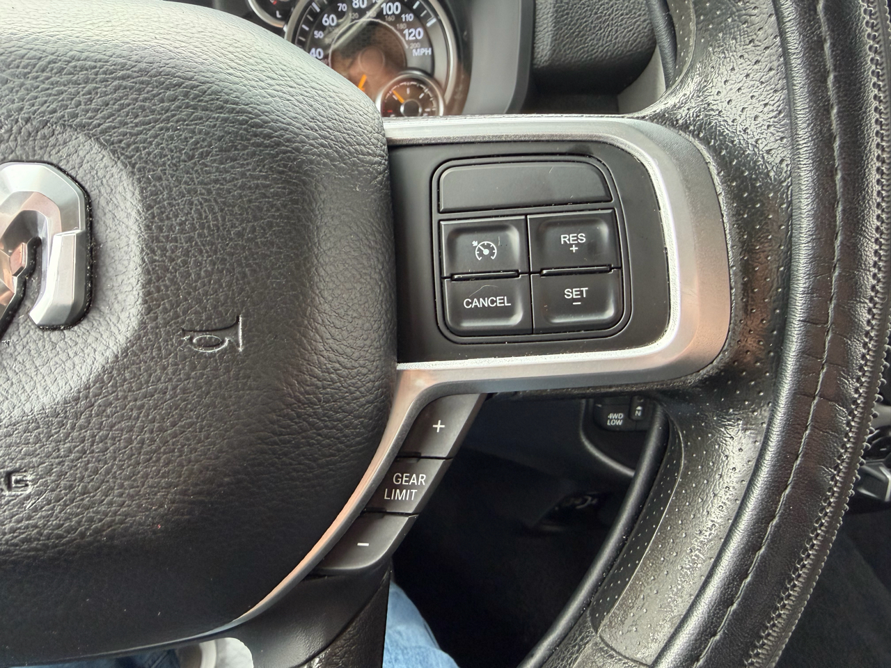 RAM 3500 Big Horn Crew Cab LWB 4WD DRW 2019