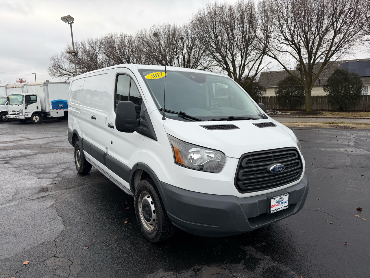 Ford Transit 250 Van Low Roof 60/40 Pass.130-in. WB 2017
