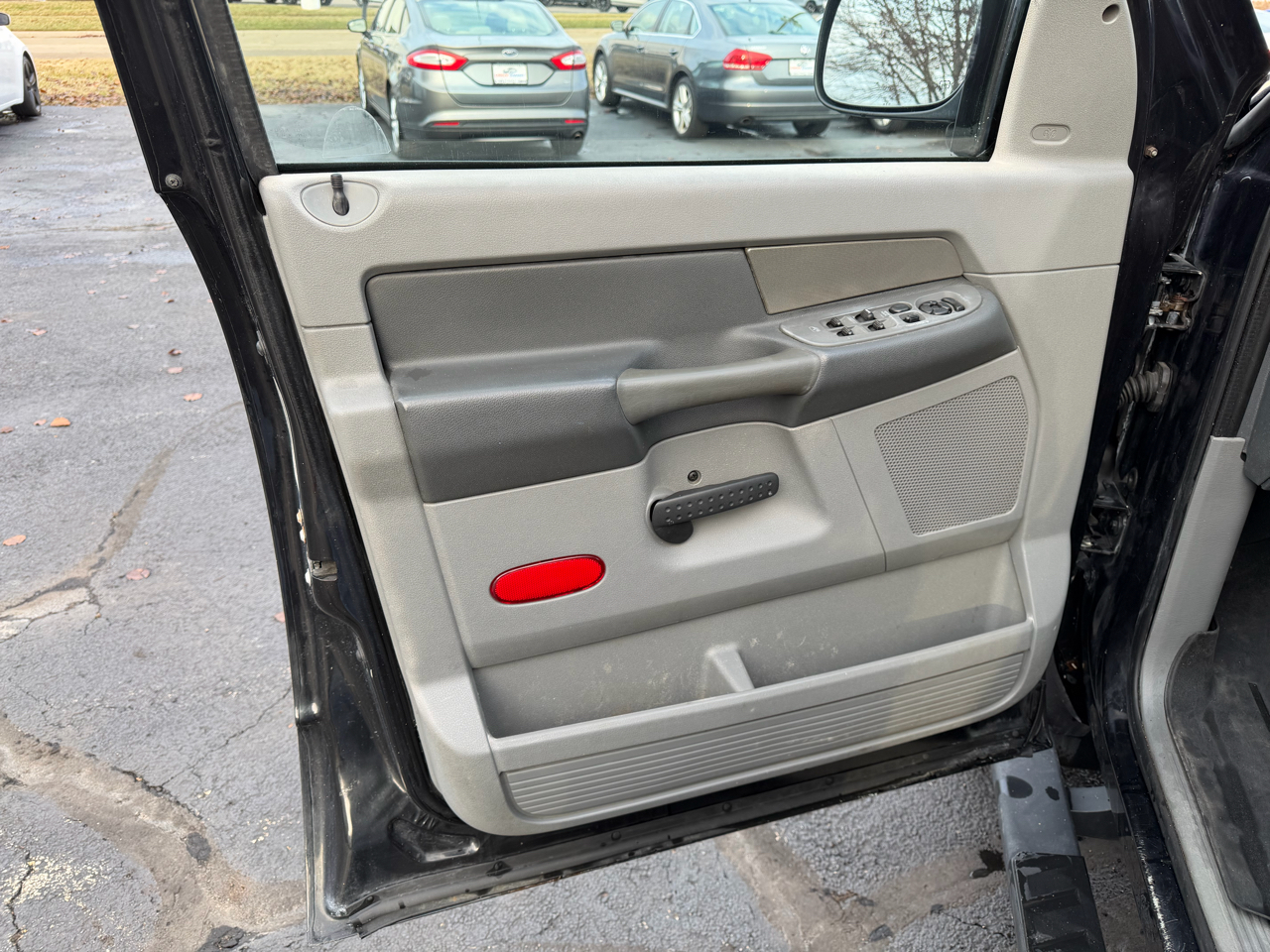 Dodge Ram 1500 ST Quad Cab 4WD 2008