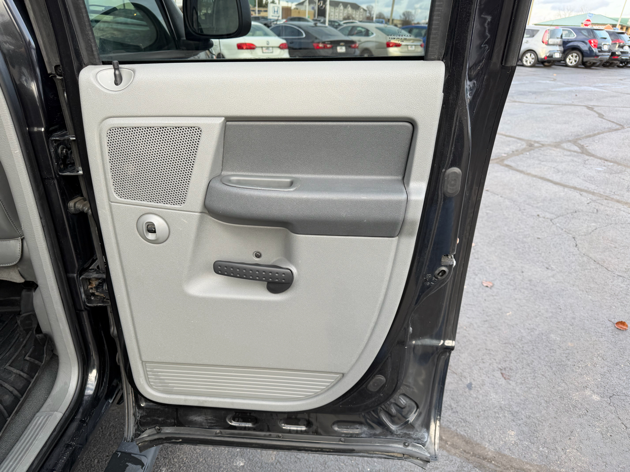 Dodge Ram 1500 ST Quad Cab 4WD 2008