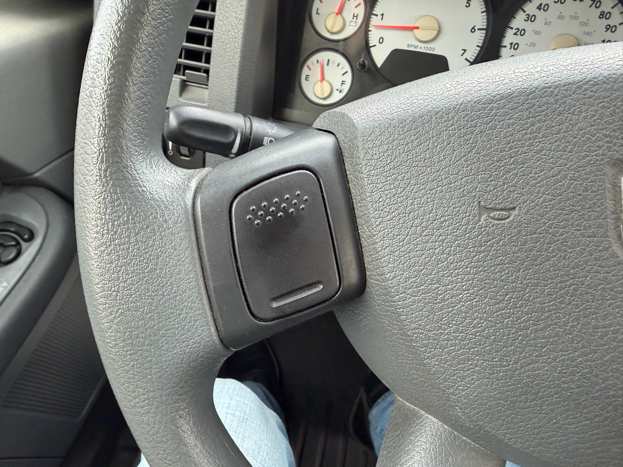 Dodge Ram 1500 ST Quad Cab 4WD 2008