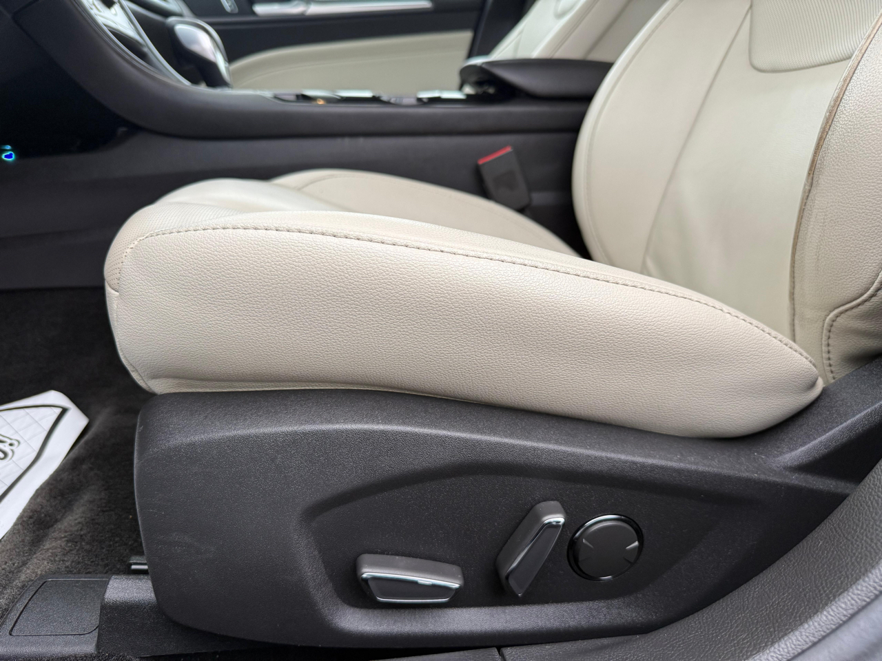 Ford Fusion Titanium 2016