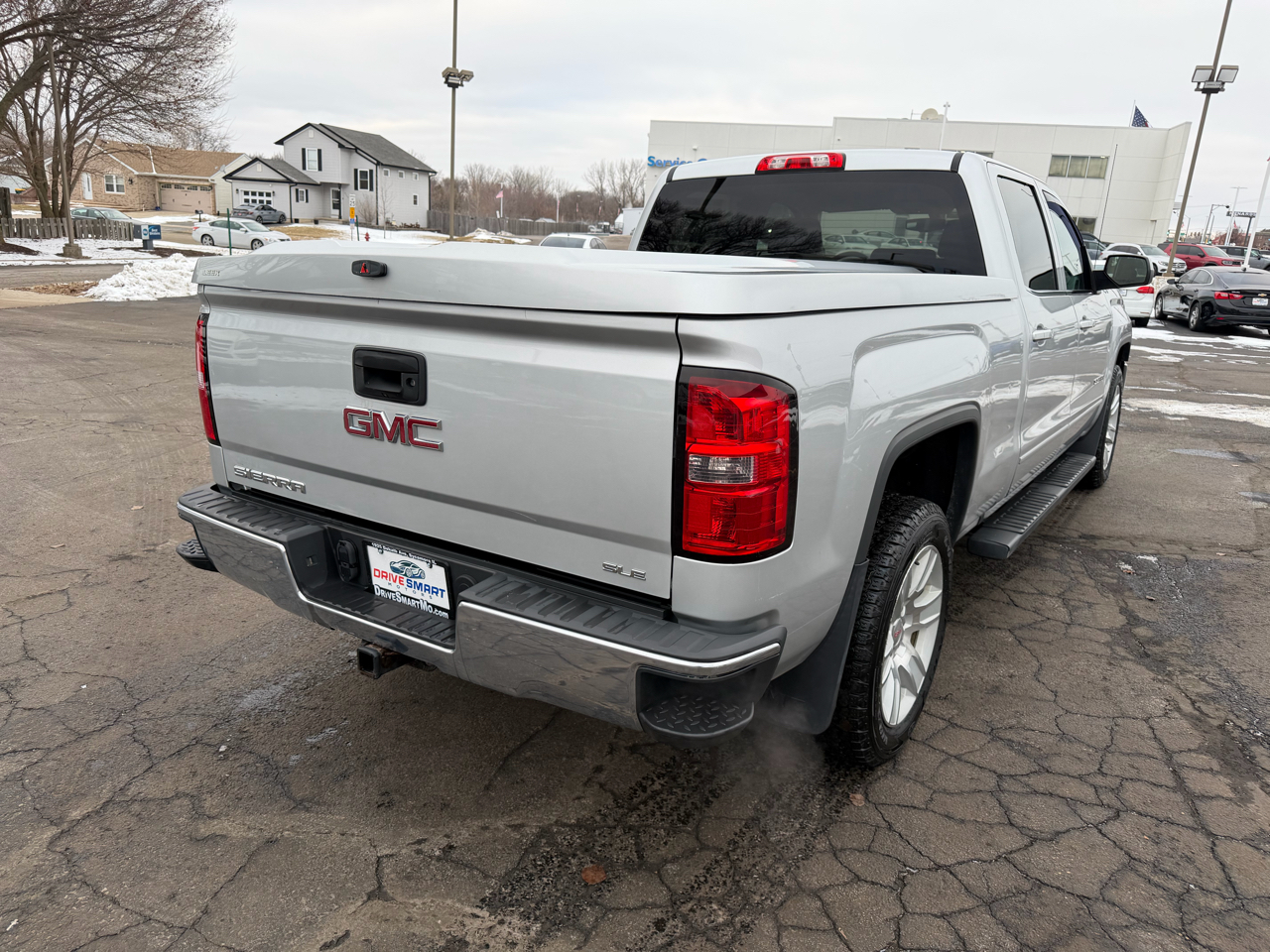 GMC Sierra 1500 SLE Crew Cab Long Box 4WD 2016