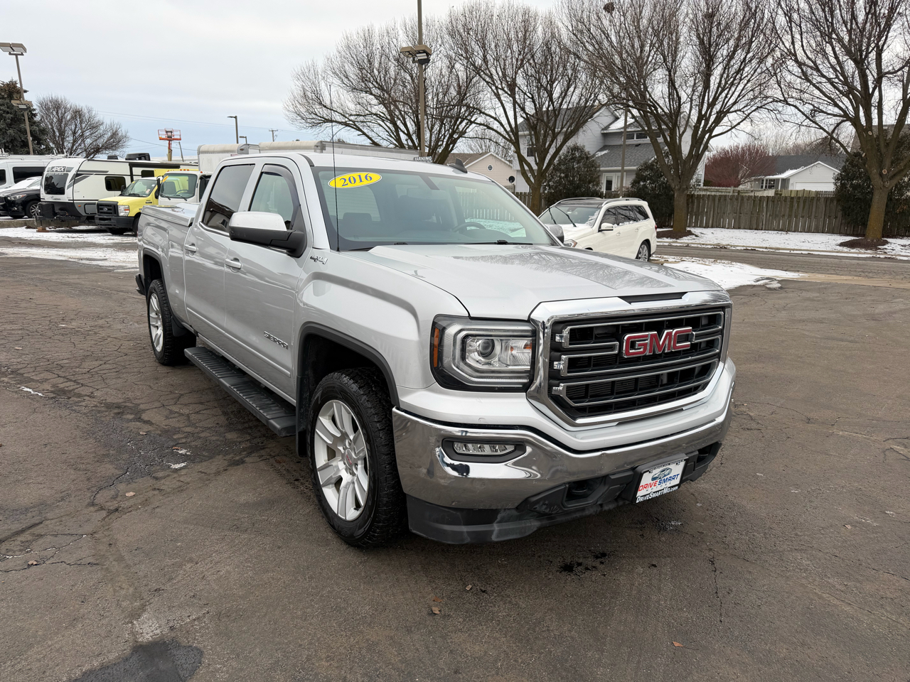 GMC Sierra 1500 SLE Crew Cab Long Box 4WD 2016