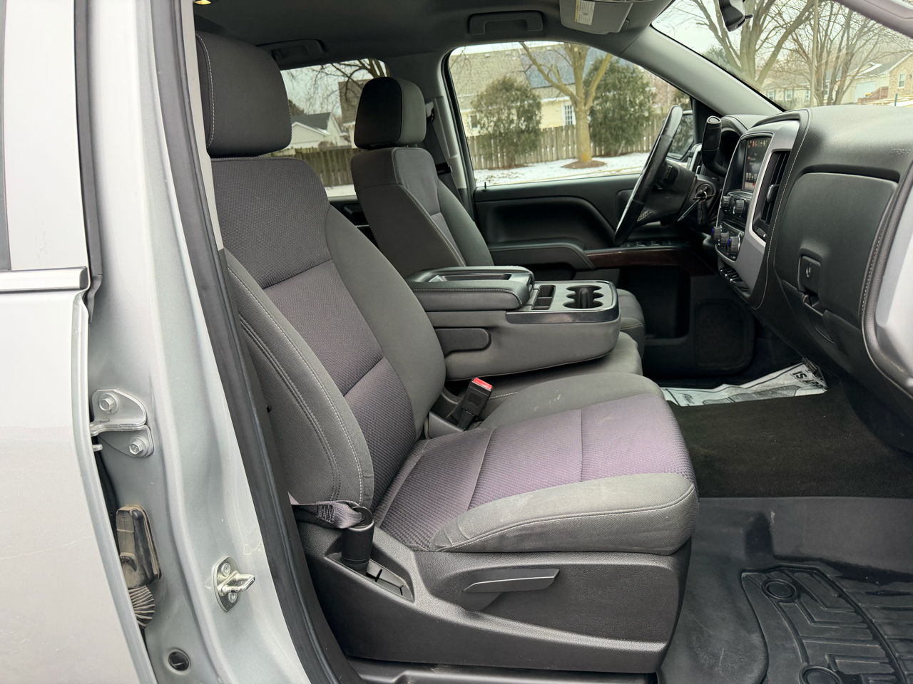 GMC Sierra 1500 SLE Crew Cab Long Box 4WD 2016