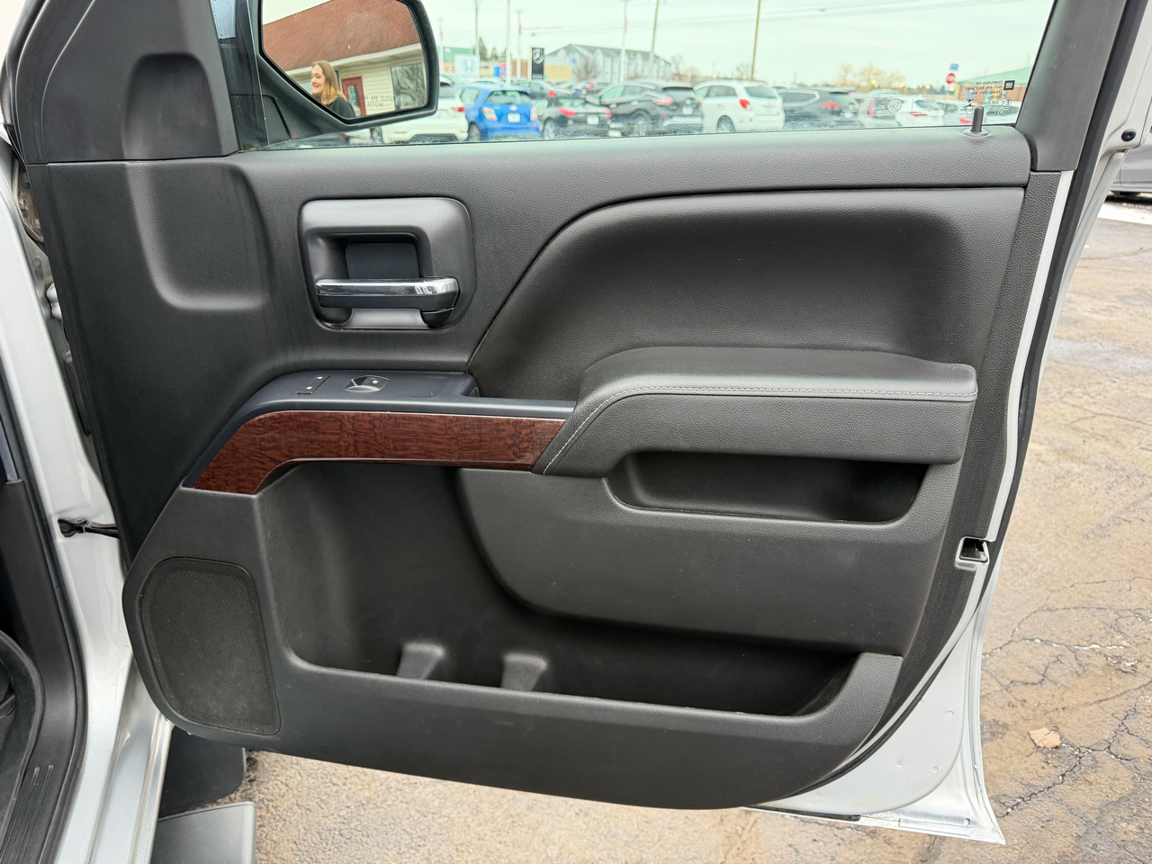 GMC Sierra 1500 SLE Crew Cab Long Box 4WD 2016