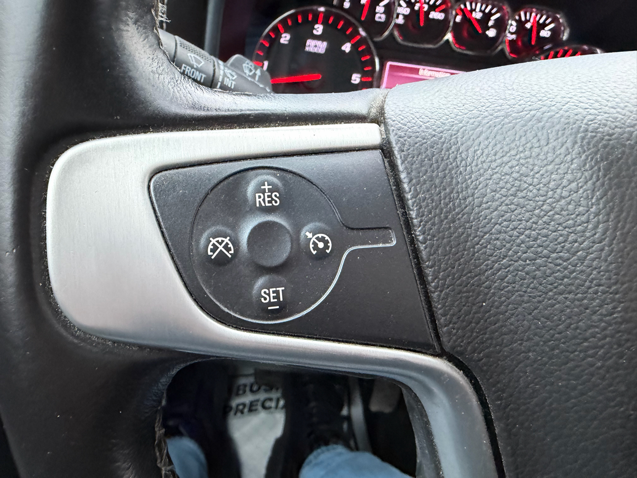 GMC Sierra 1500 SLE Crew Cab Long Box 4WD 2016