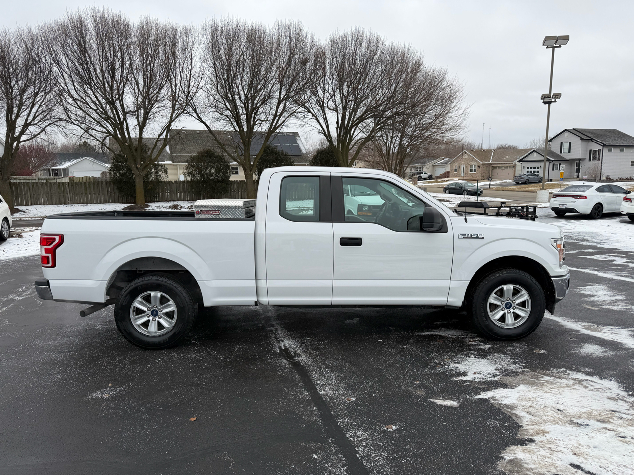Ford F-150 XL SuperCab 8-ft. 2WD 2019