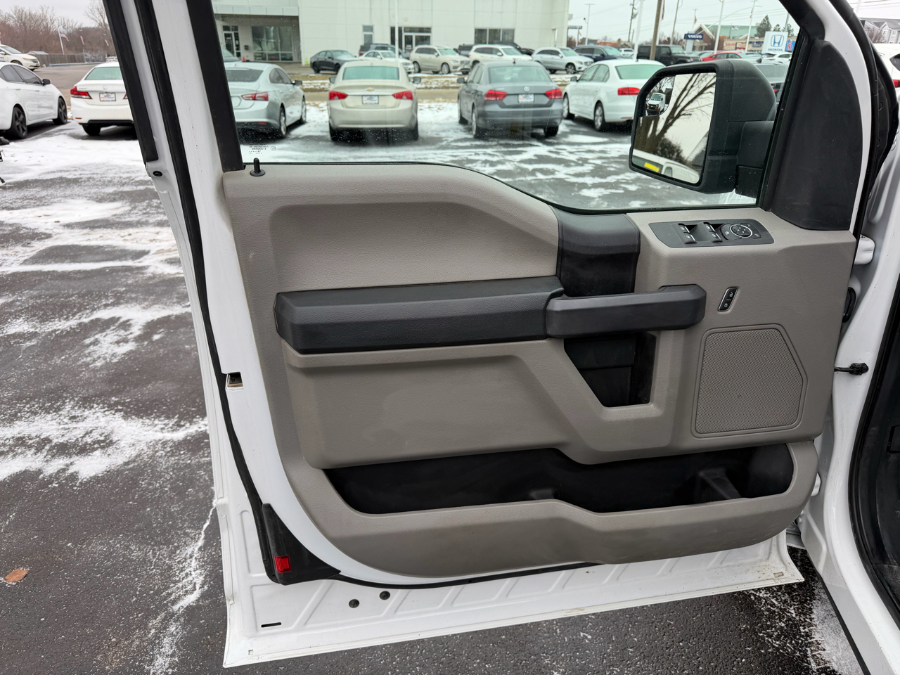 Ford F-150 XL SuperCab 8-ft. 2WD 2019