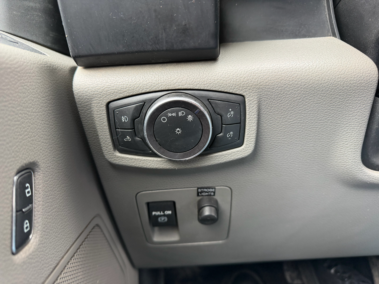 Ford F-150 XL SuperCab 8-ft. 2WD 2019