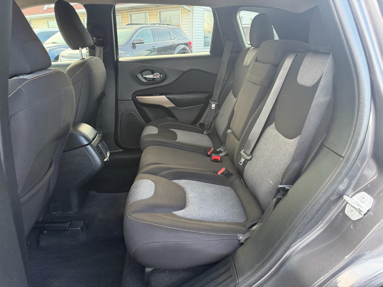 Jeep Cherokee Latitude FWD 2018