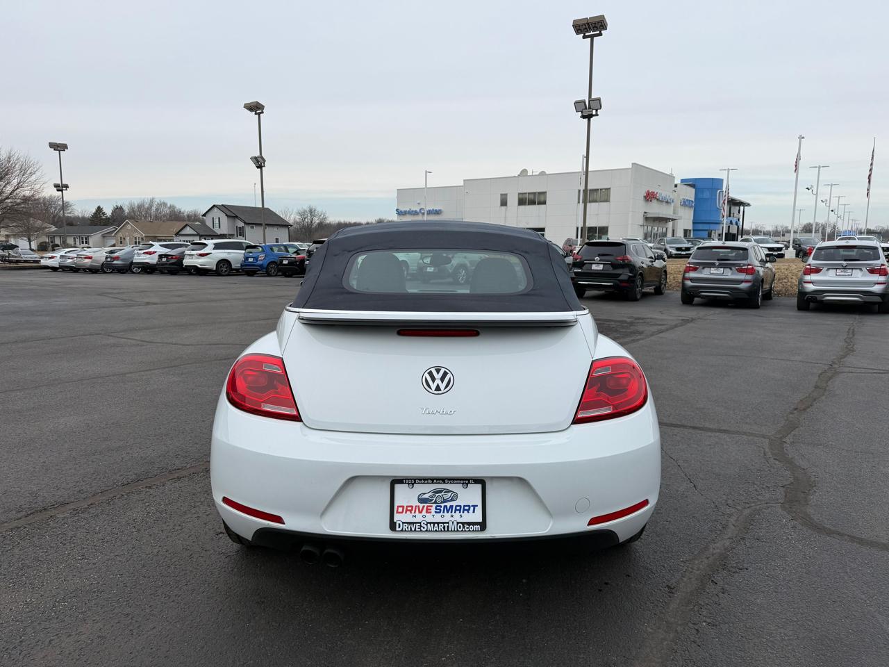 Volkswagen Beetle 1.8T PZEV Convertible 2016