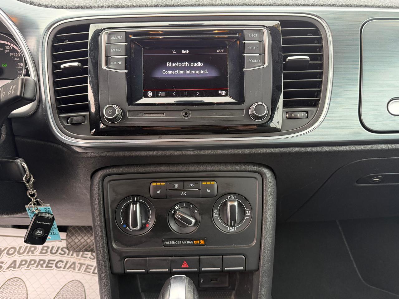 Volkswagen Beetle 1.8T PZEV Convertible 2016