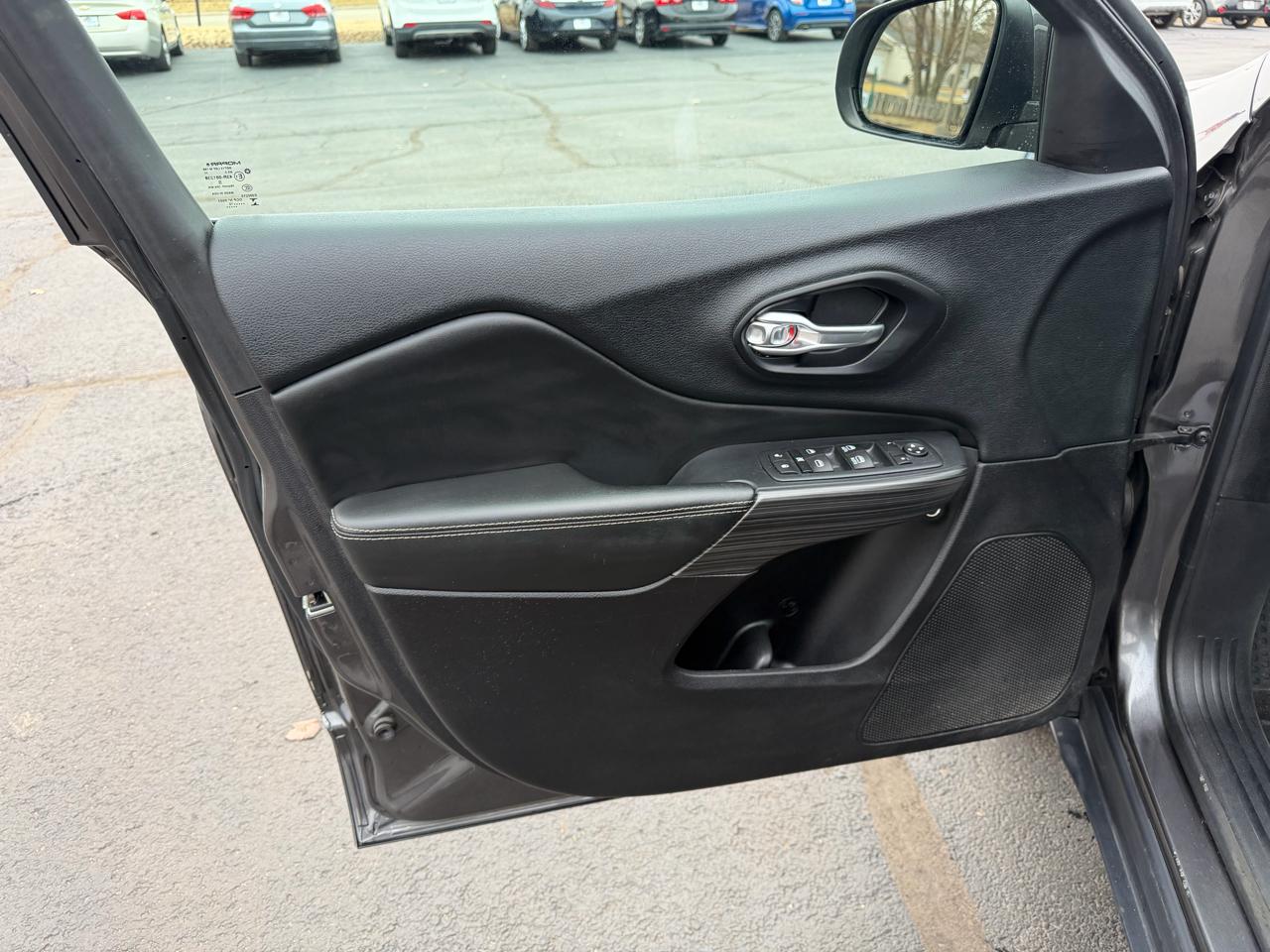 Jeep Cherokee Limited 4WD 2015