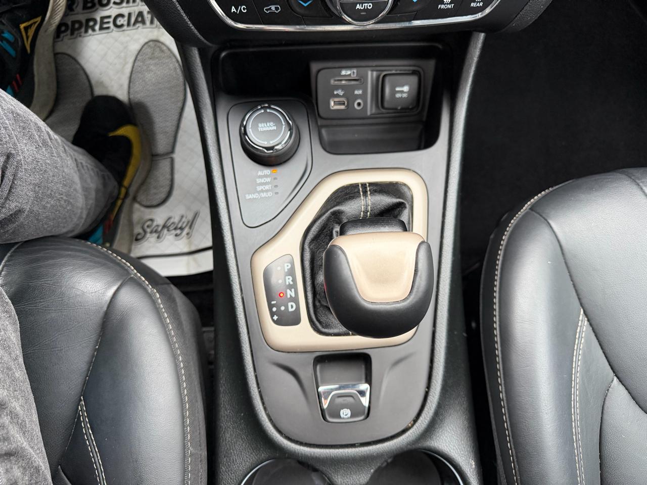 Jeep Cherokee Limited 4WD 2015