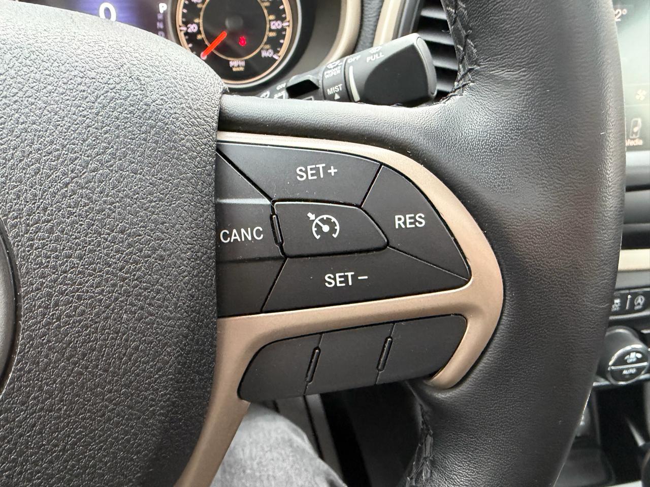 Jeep Cherokee Limited 4WD 2015