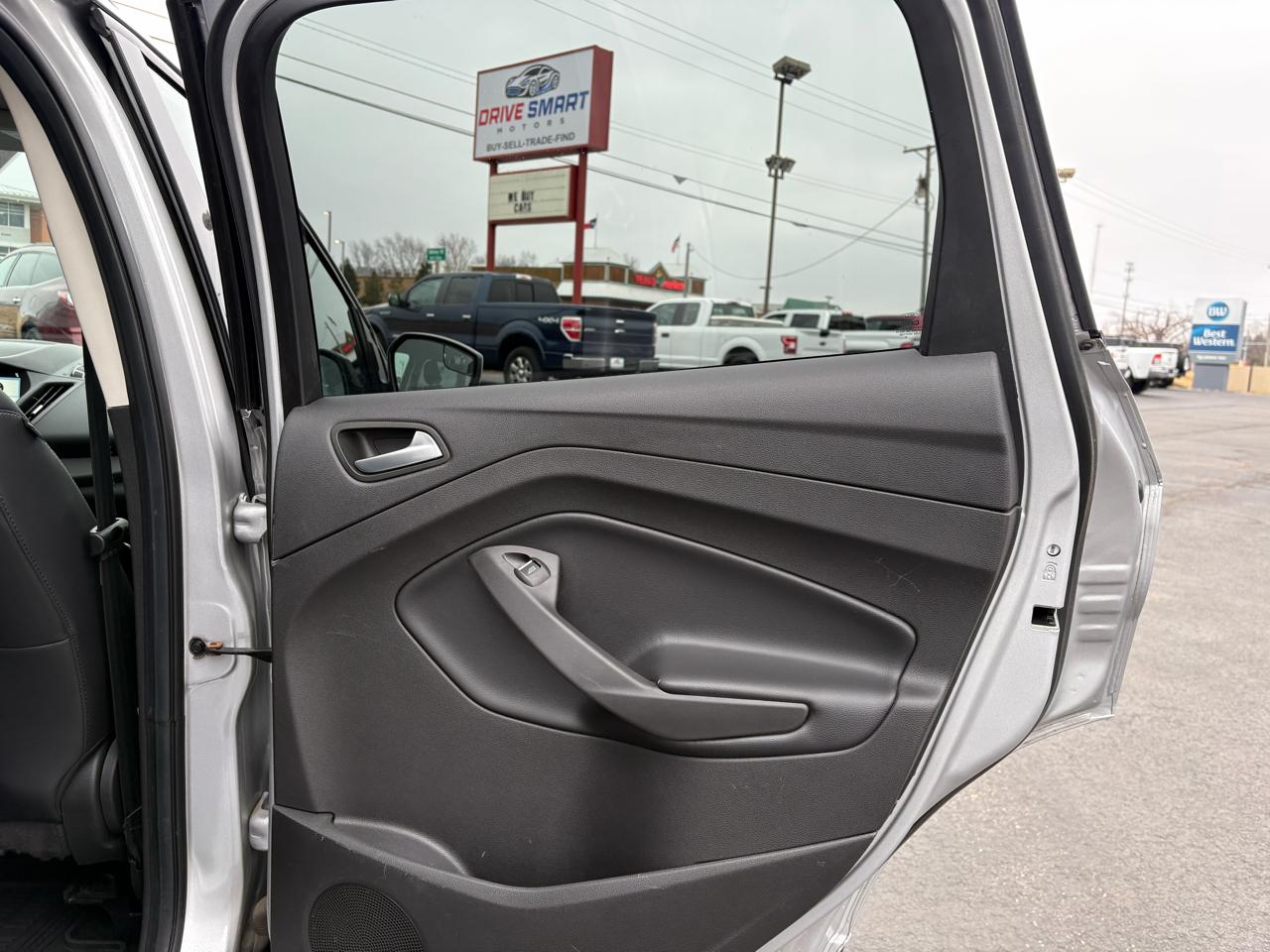 Ford Escape SEL 4WD 2019