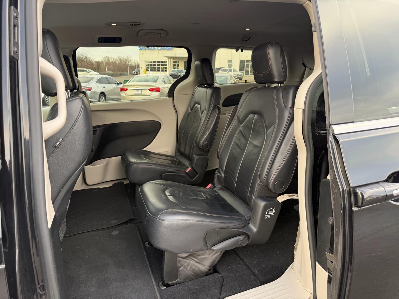 Chrysler Pacifica Touring-L 2017