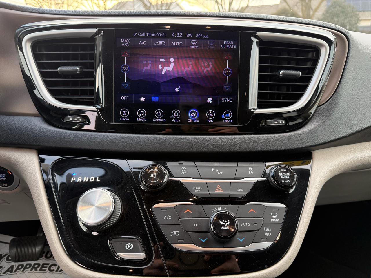 Chrysler Pacifica Touring-L 2017