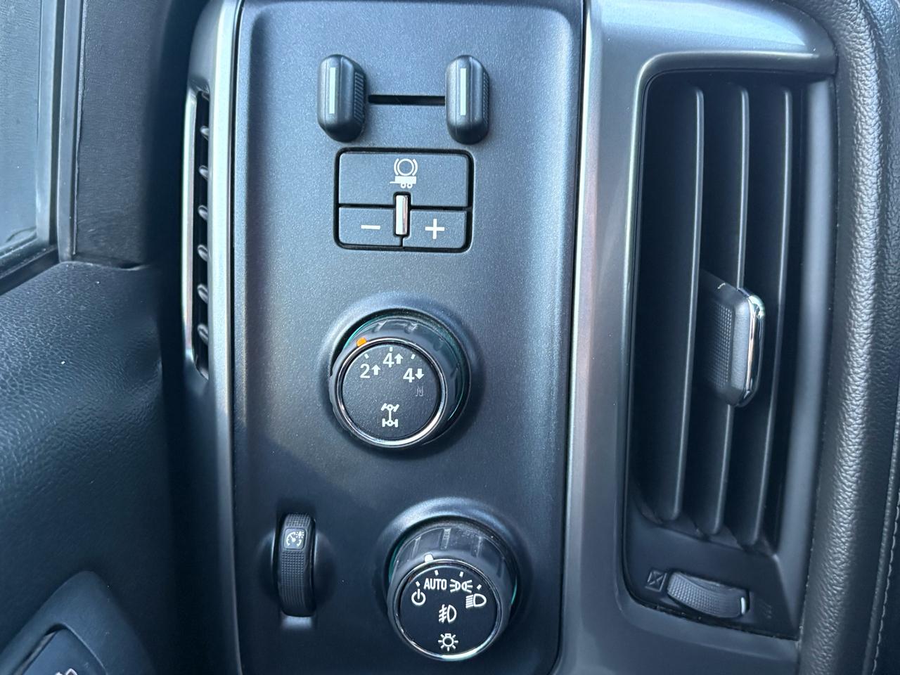 Chevrolet Silverado 2500HD LTZ Crew Cab 4WD 2016