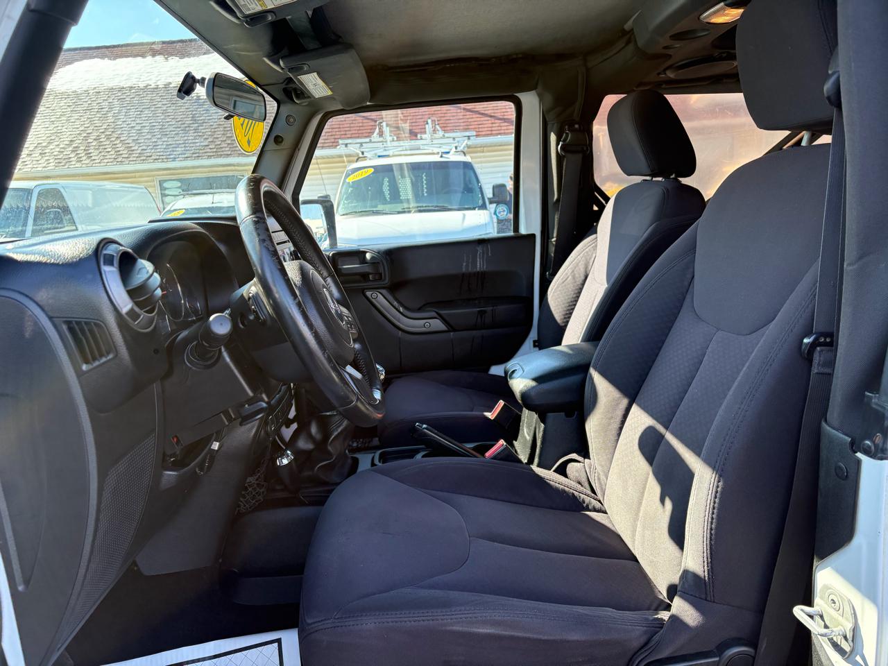 Jeep Wrangler Sport 4WD 2013