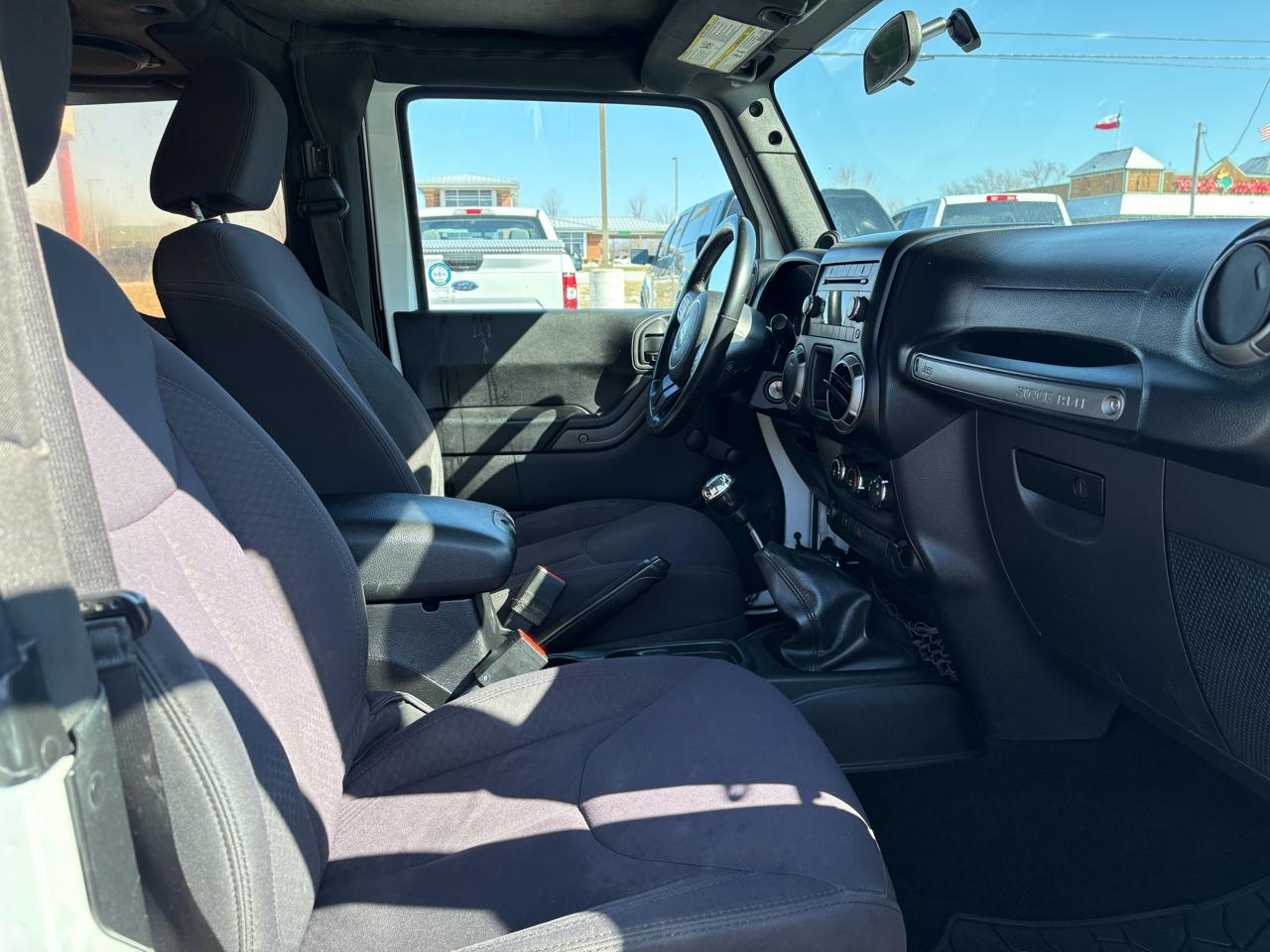 Jeep Wrangler Sport 4WD 2013