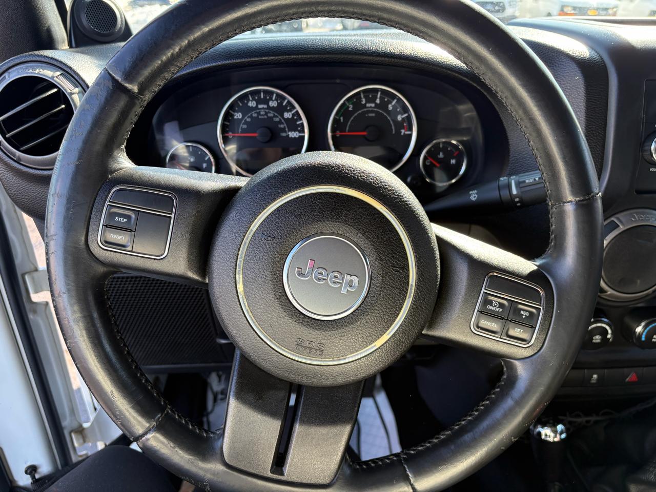 Jeep Wrangler Sport 4WD 2013