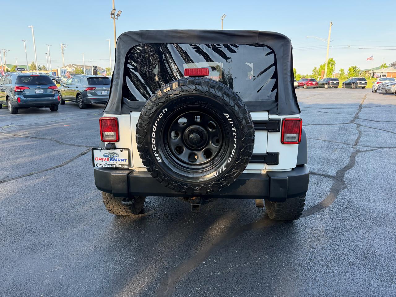 Jeep Wrangler Sport 4WD 2013