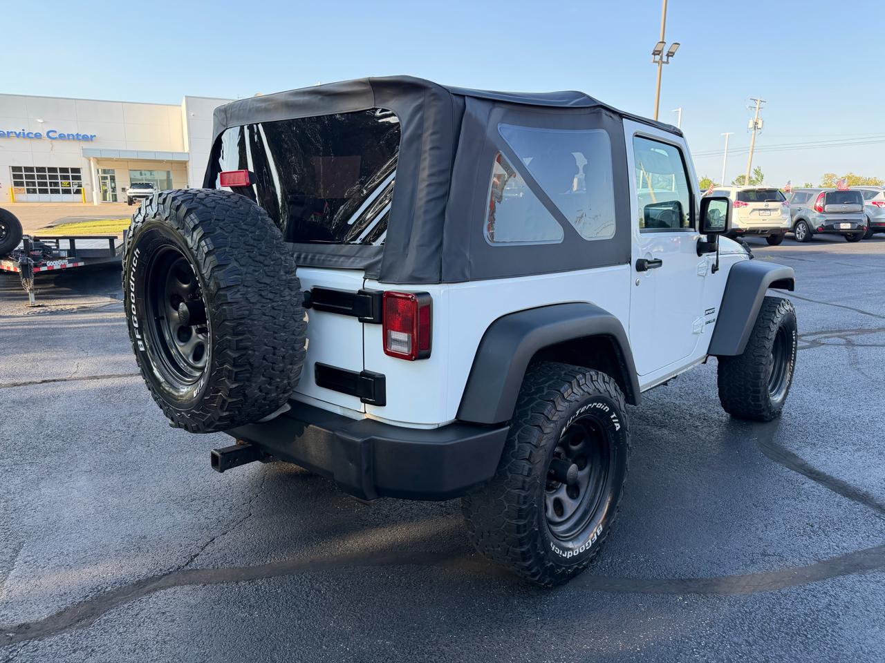 Jeep Wrangler Sport 4WD 2013
