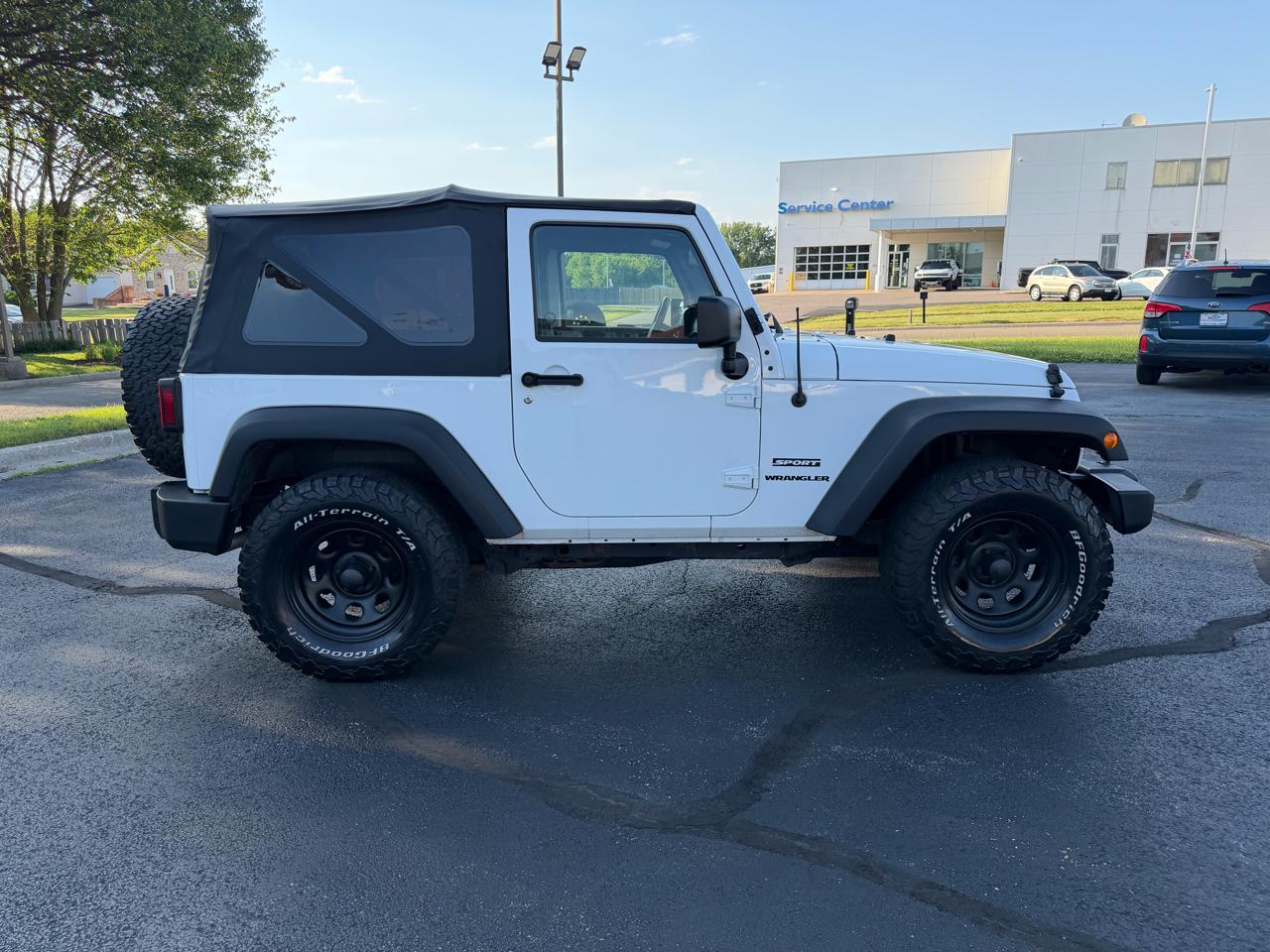 Jeep Wrangler Sport 4WD 2013