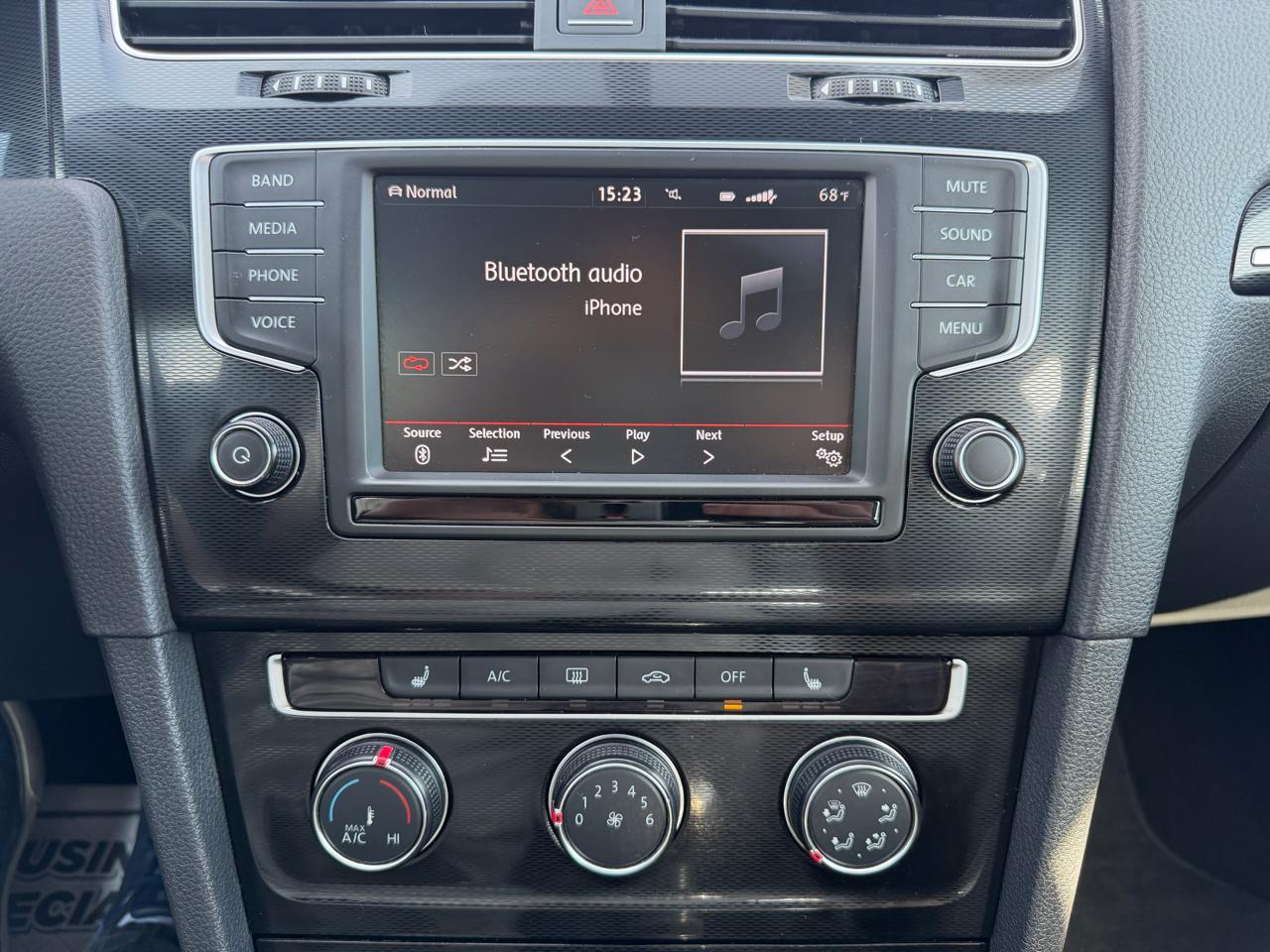 Volkswagen GTI SE 6M 4-Door 2016