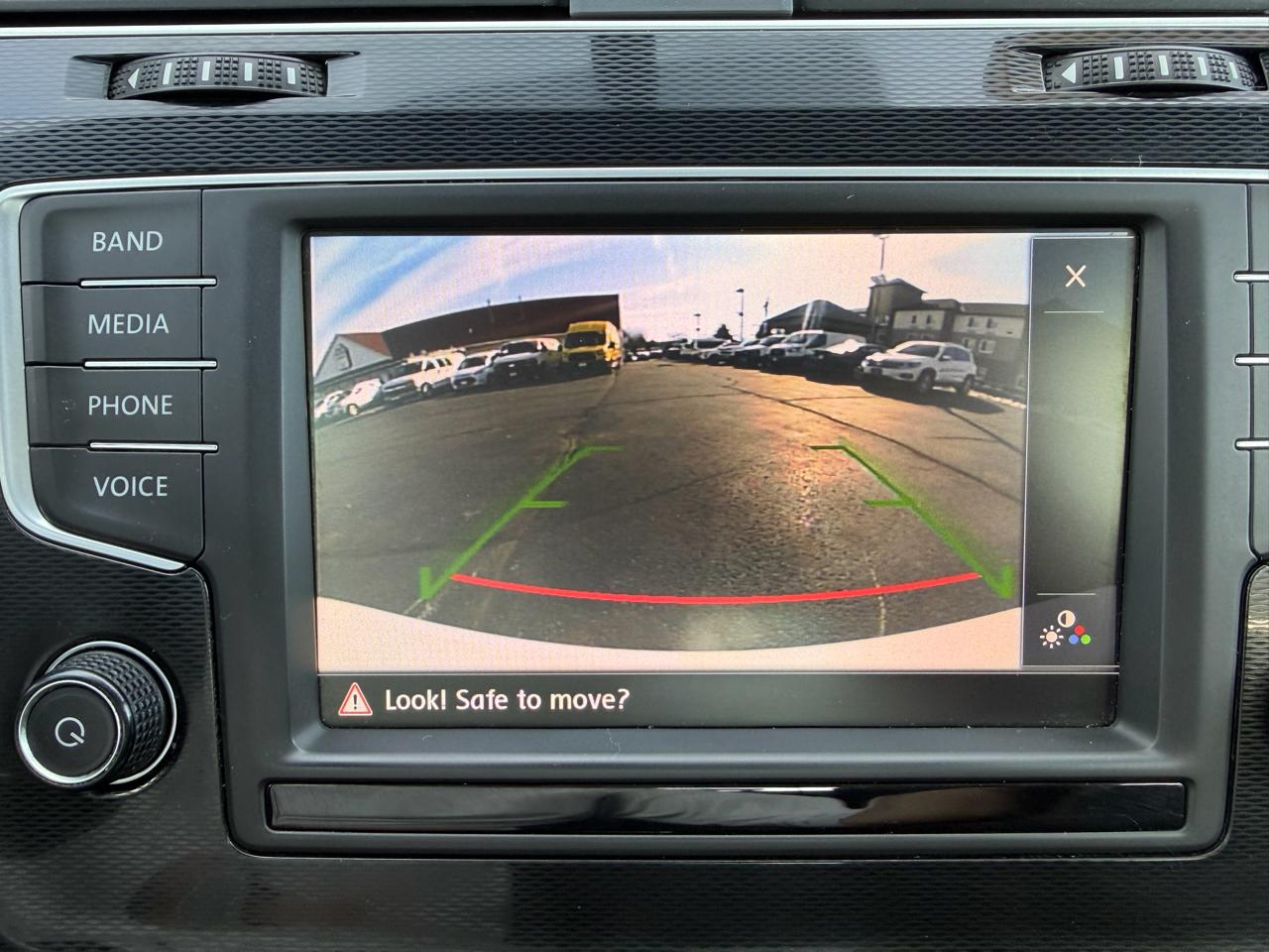 Volkswagen GTI SE 6M 4-Door 2016