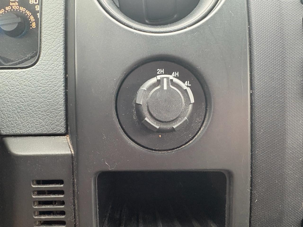 Ford F-150 STX SuperCab 6.5-ft. Bed 4WD 2013