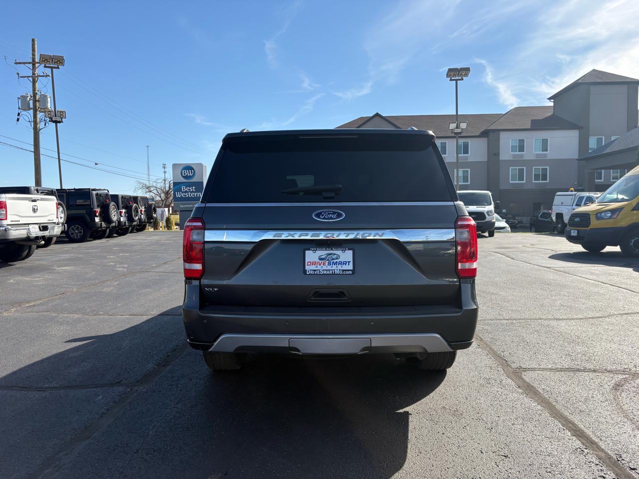 Ford Expedition XLT 4WD 2018