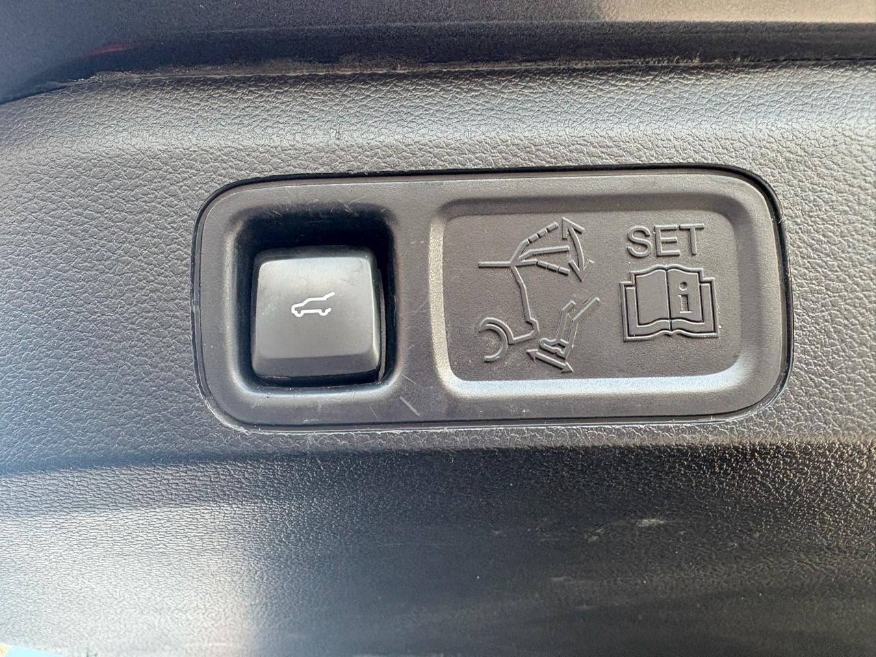 Ford Expedition XLT 4WD 2018