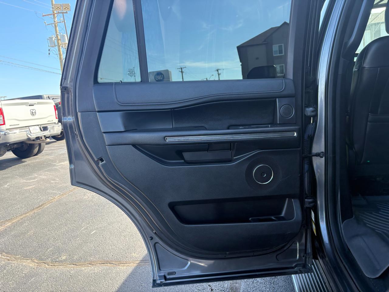 Ford Expedition XLT 4WD 2018