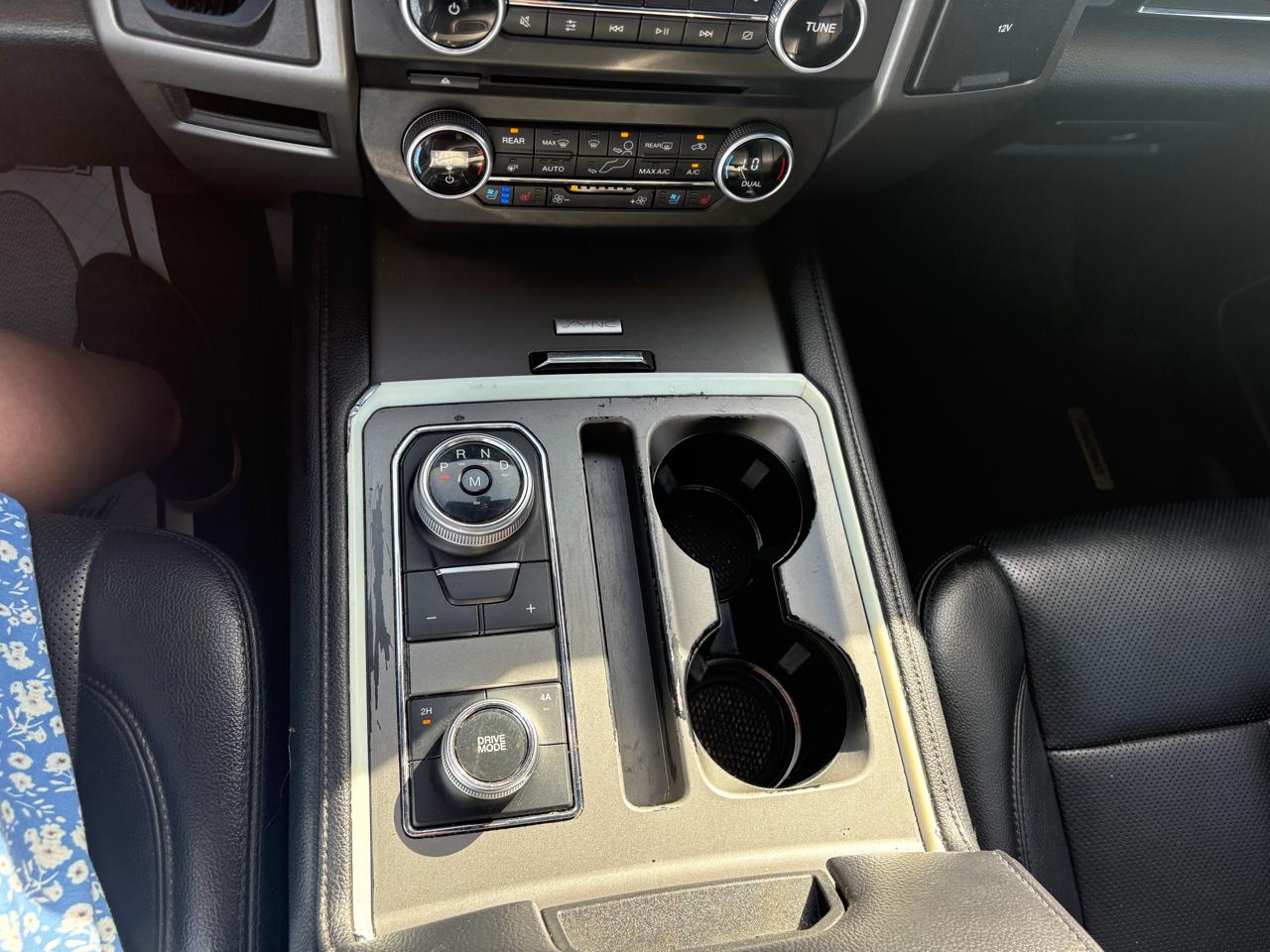 Ford Expedition XLT 4WD 2018