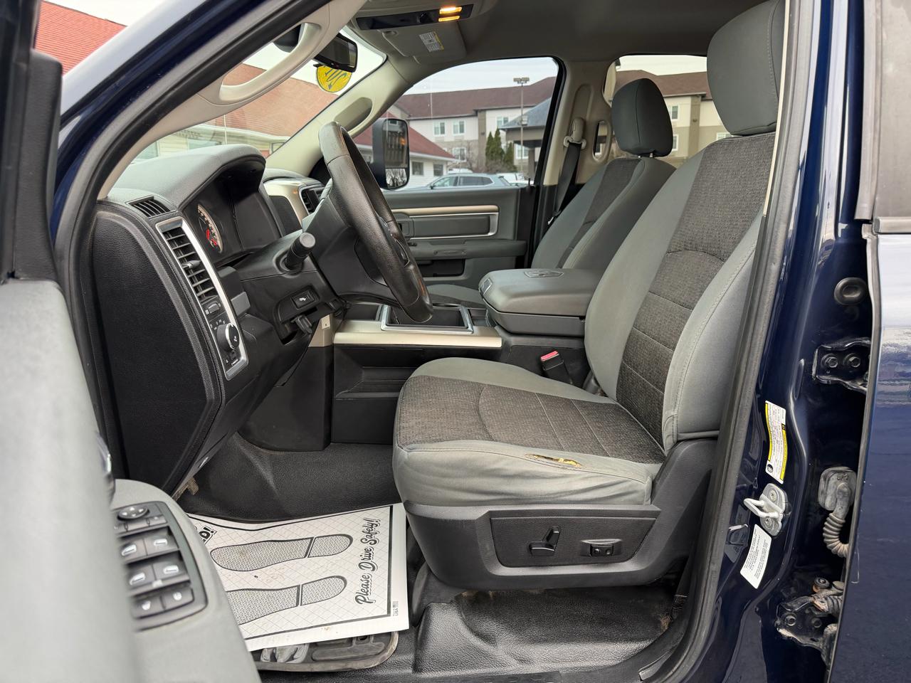 RAM 2500 SLT Crew Cab LWB 4WD 2014